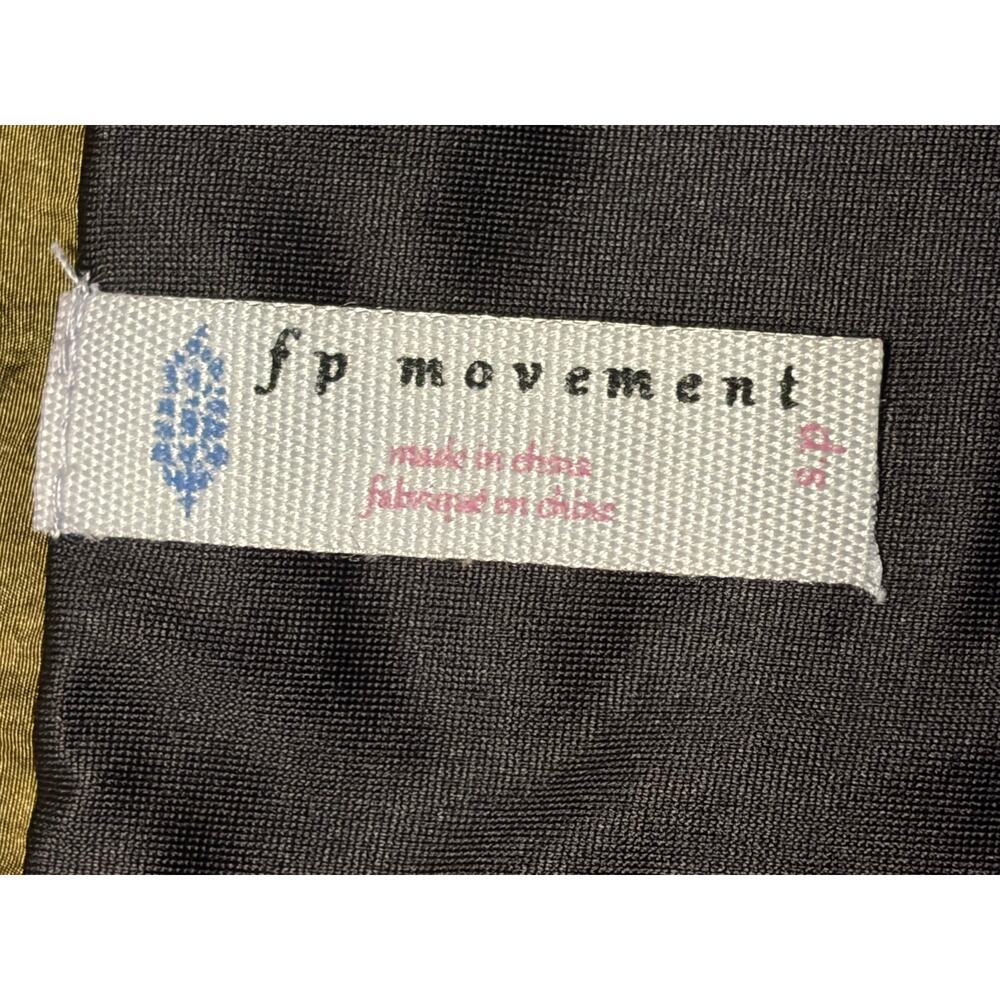 Free People Movement Way Home Olive Green Gym Shorts Small - Picture 4 of 9